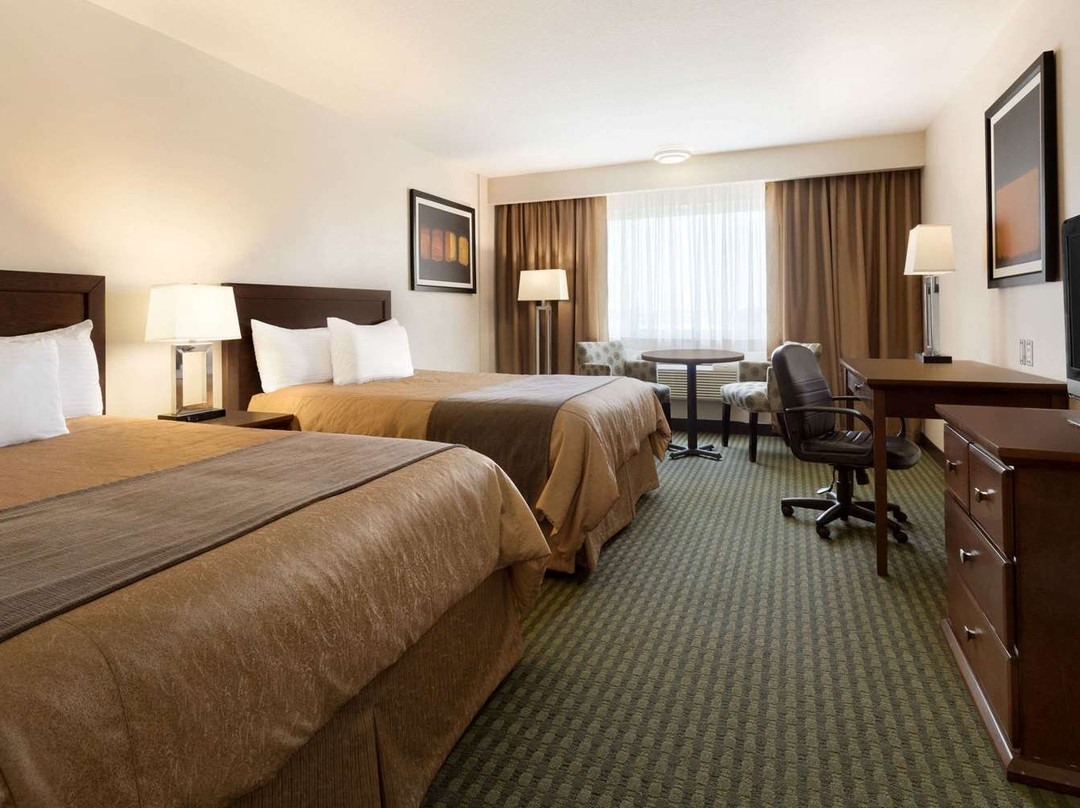 Weyburn Travelodge主图