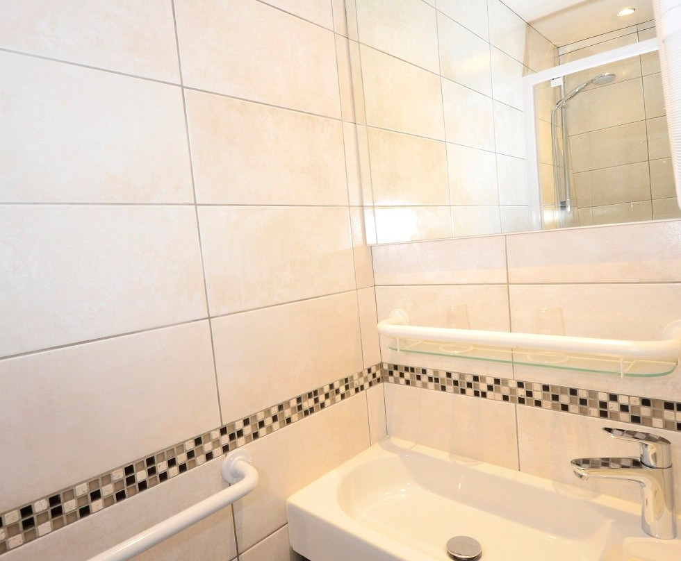 黎塞留巴库斯酒店主图