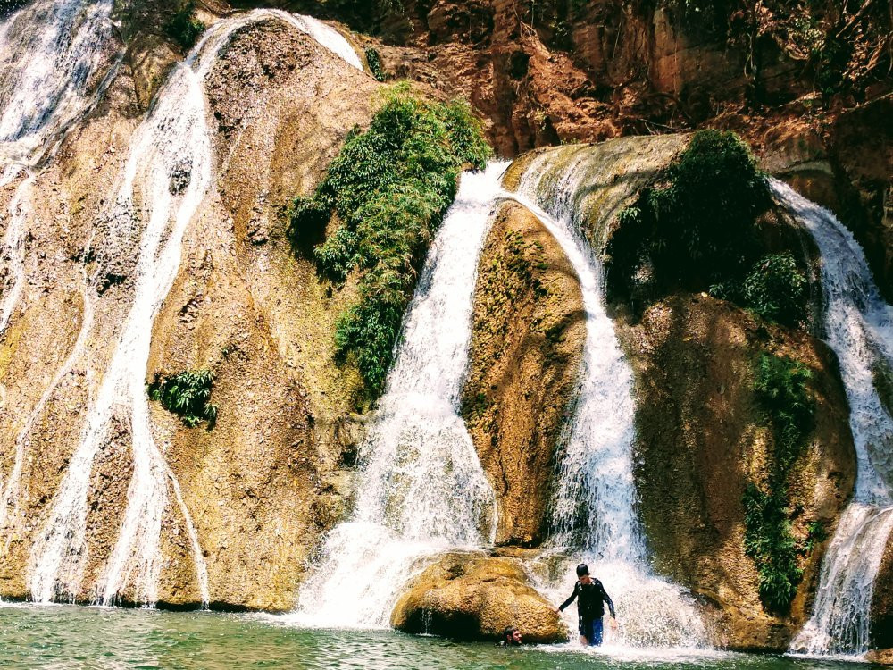 Mambai旅游景点-Cachoeira Paraíso do Cerrado