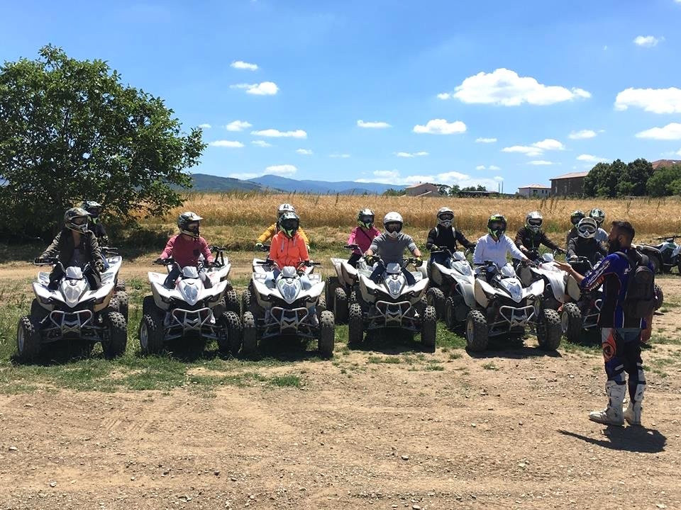 Mister Offroad-Beauvallon必去景点