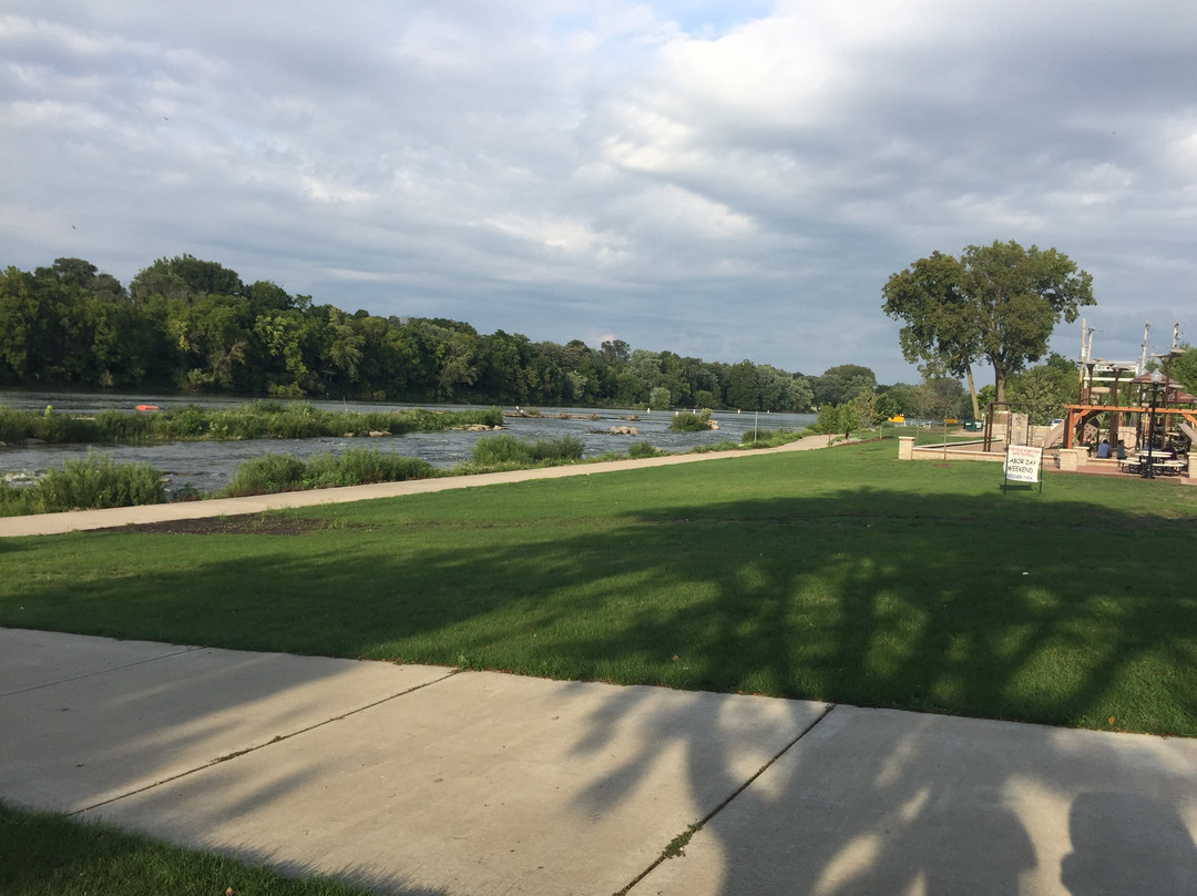 Marge Cline Whitewater Course-Yorkville必去景点