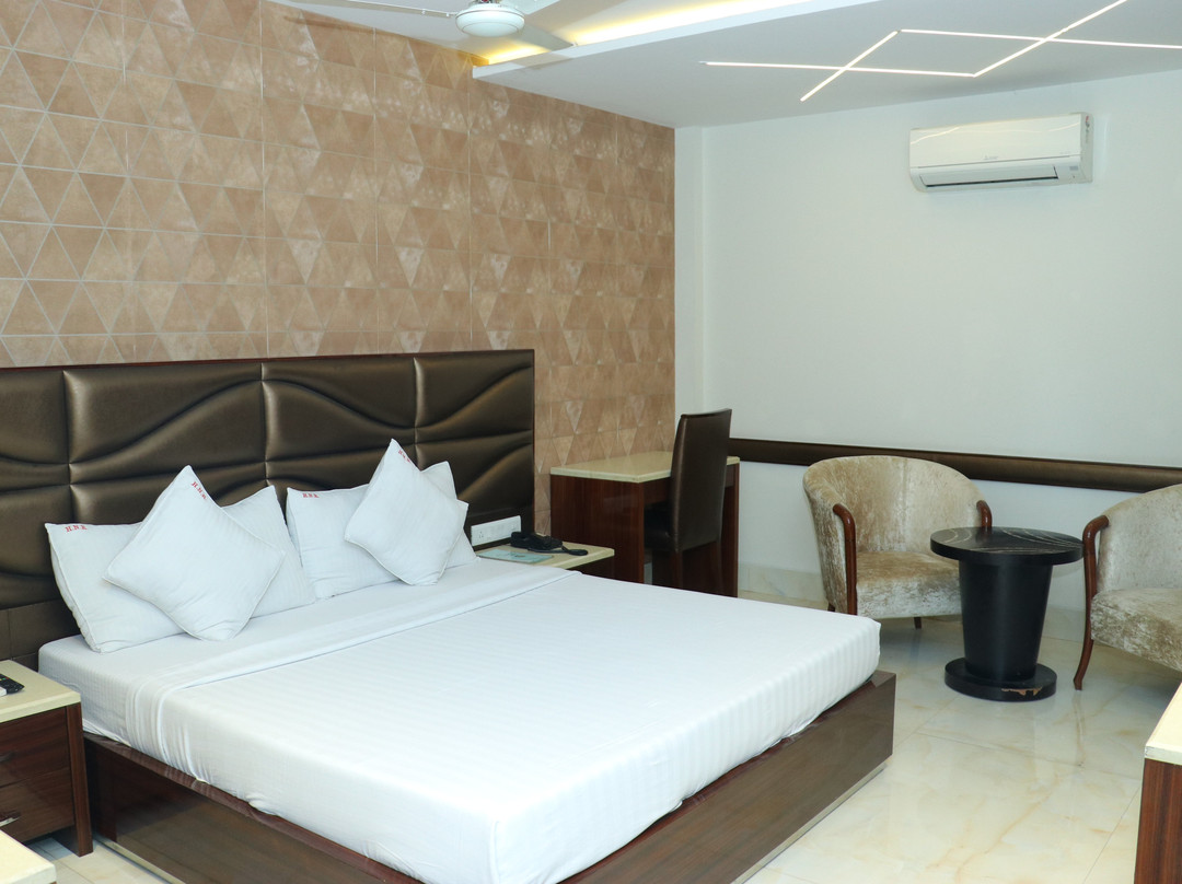 Hotel Nagpal Regency主图