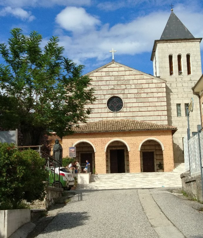 Santuario di Santa Filippa Mareri景点图片