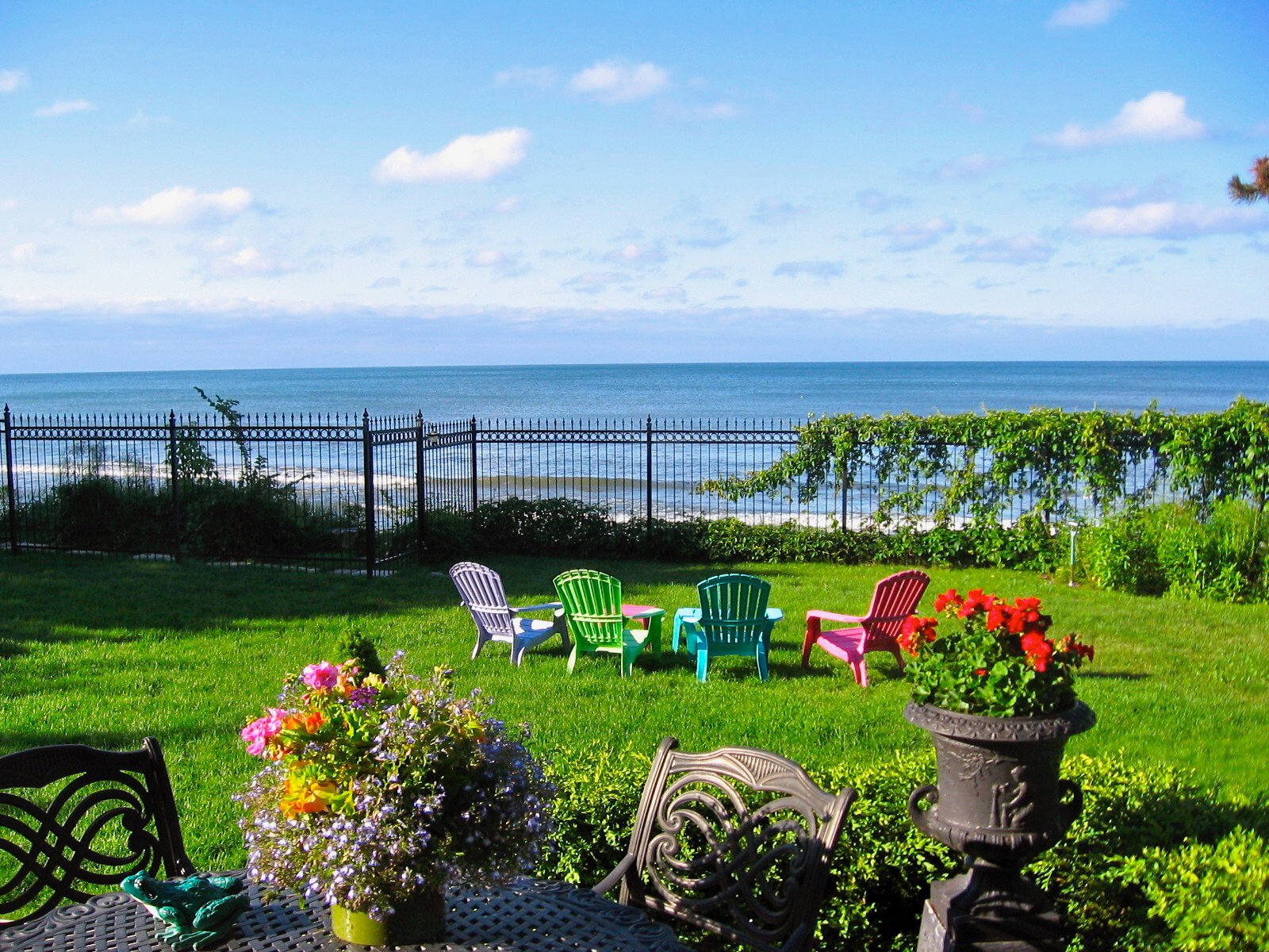 Willowmere Lakeside Retreat-官方