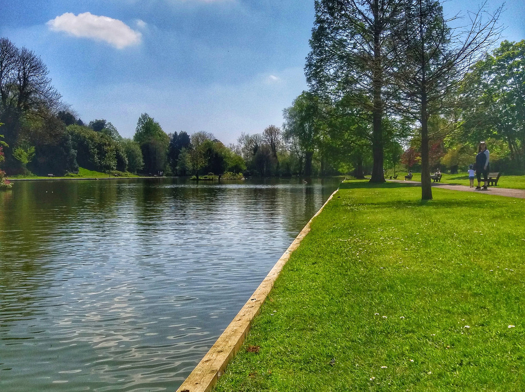 Warminster Lake Pleasure Grounds-沃敏斯特必去景点
