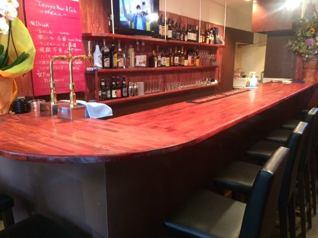 テリーズバーアンドカフェ