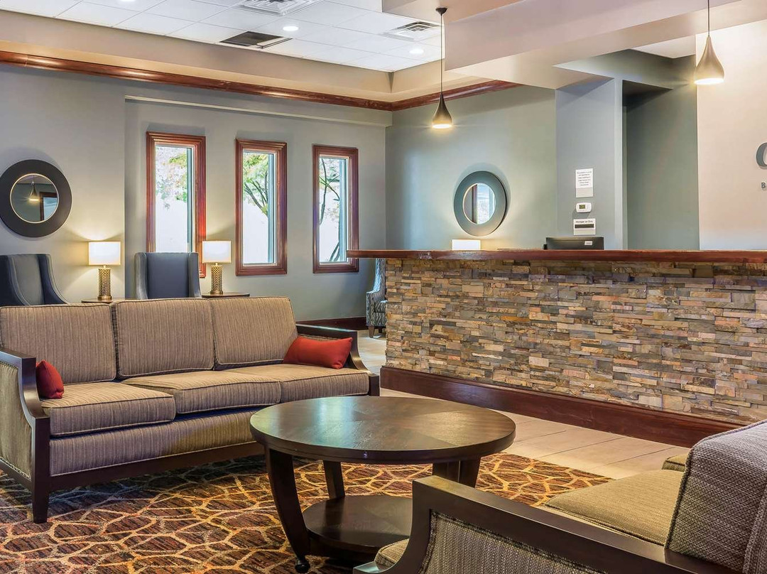 Clarion Inn Belle Vernon主图