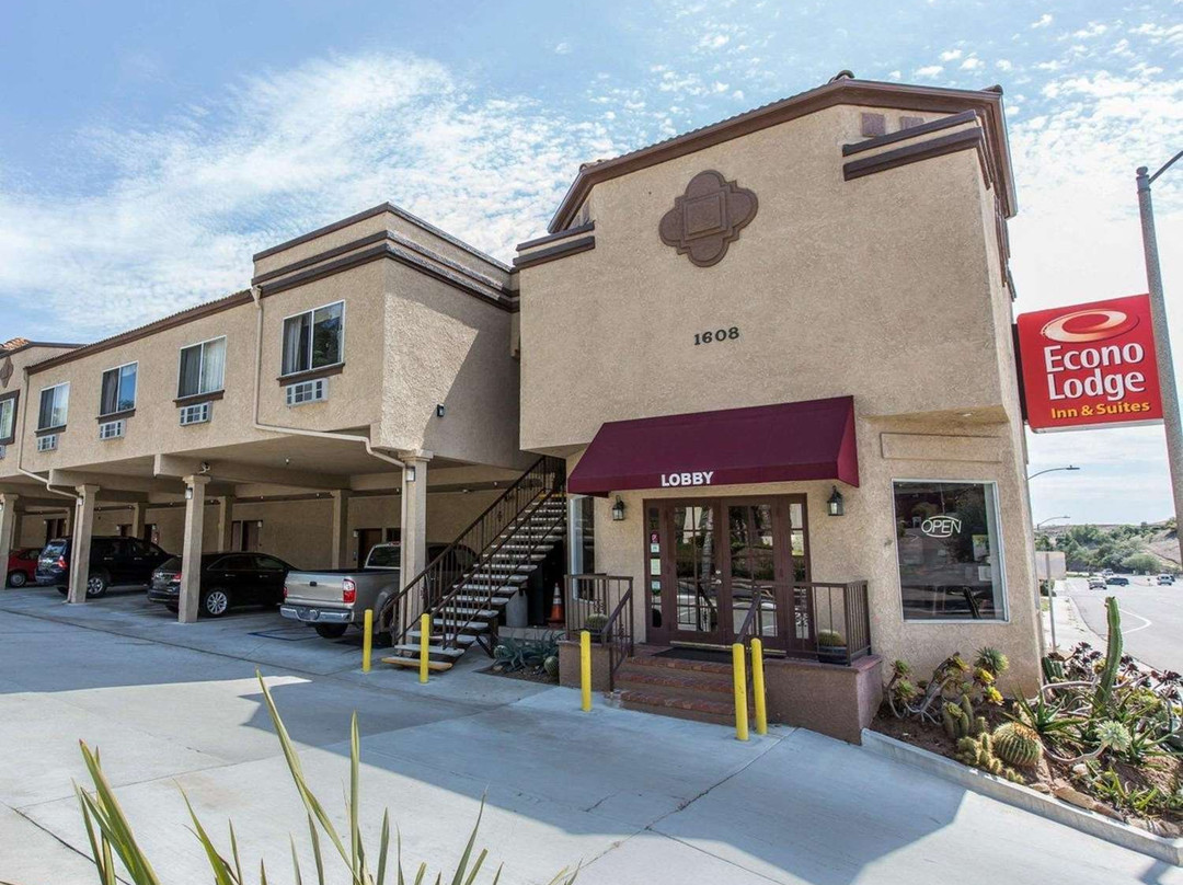 Econo Lodge Inn & Suites Fallbrook Downtown主图