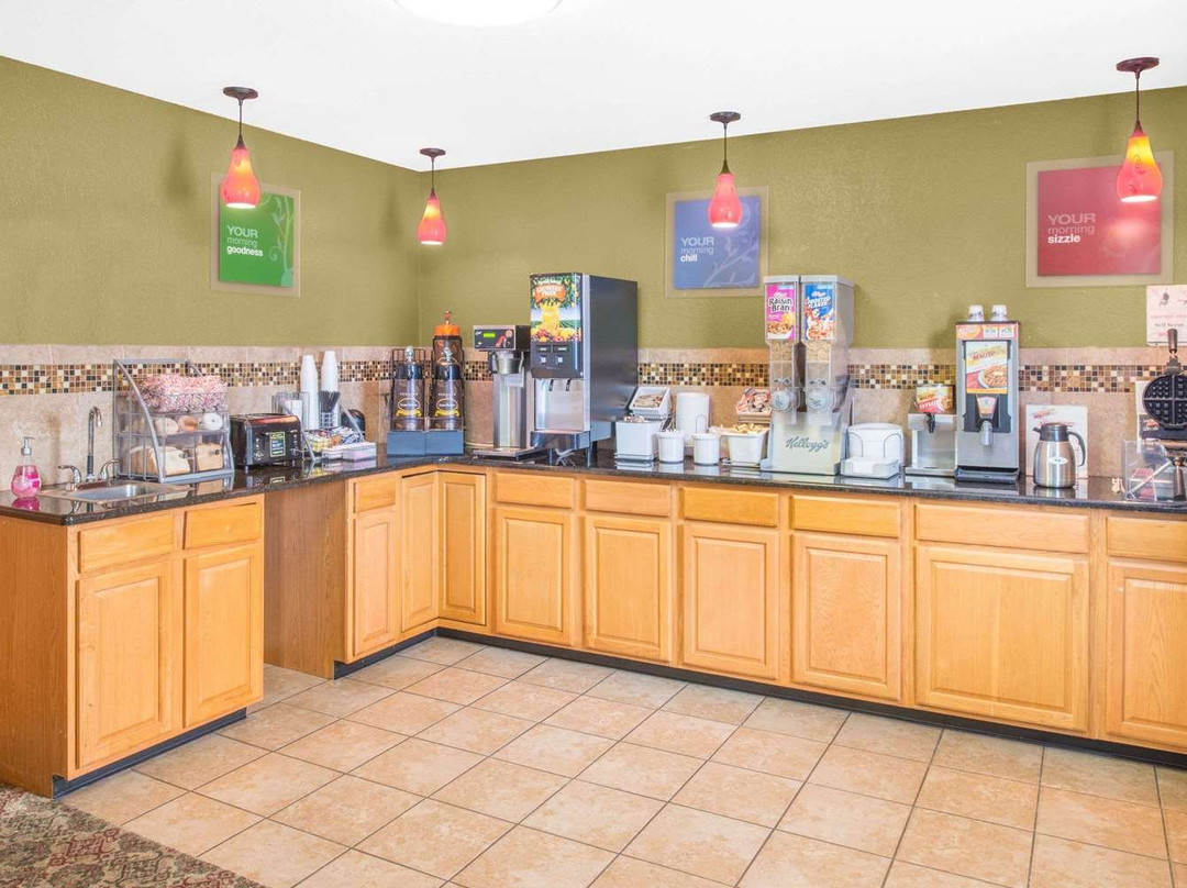 Super 8 by Wyndham Sikeston/Miner Area主图