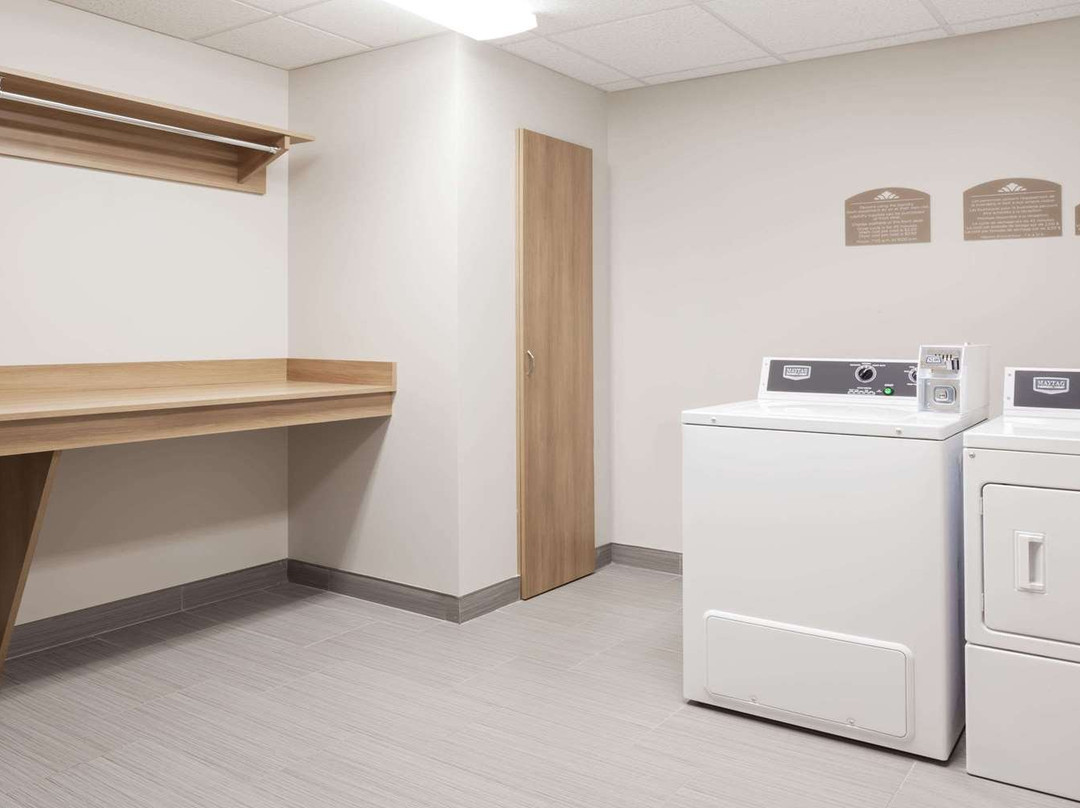 Microtel Inn & Suites Casselman主图