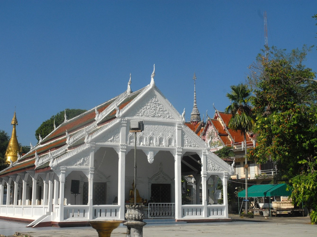 Wat Ko Walukaram-南邦必去景点