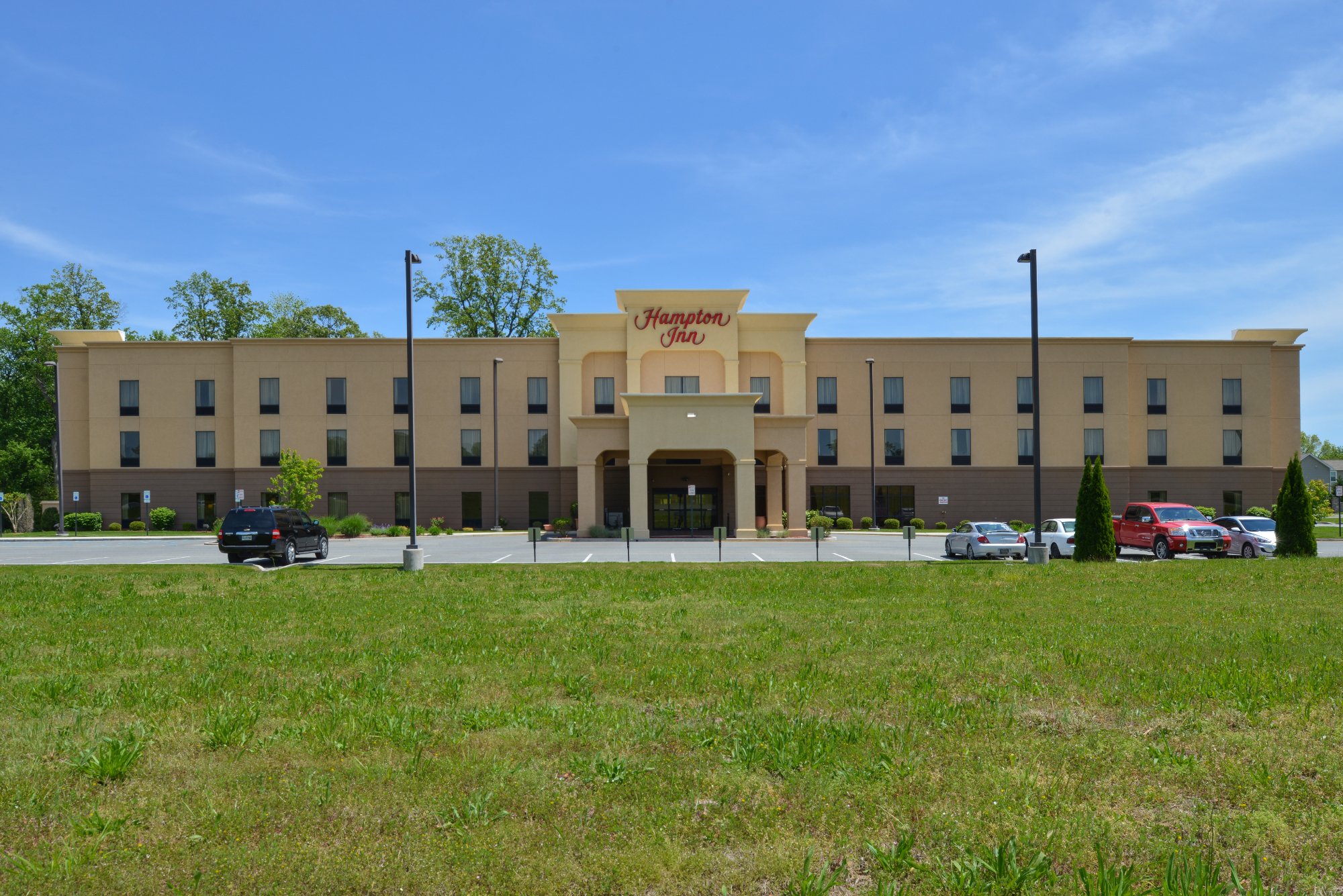 Hampton Inn Milford-官方