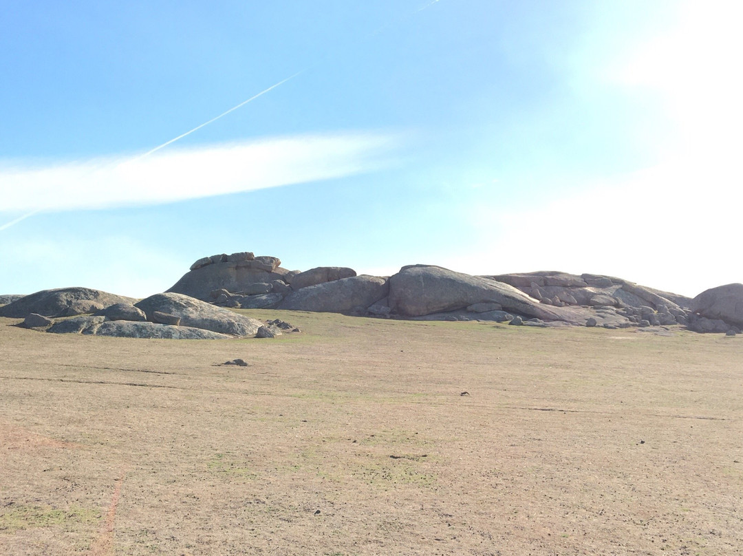 Dog Rocks-Batesford必去景点