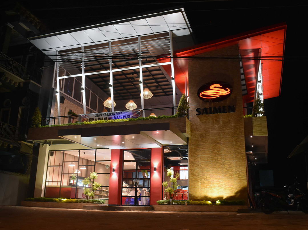 SAIMEN Bakery & Resto - Padang Jati