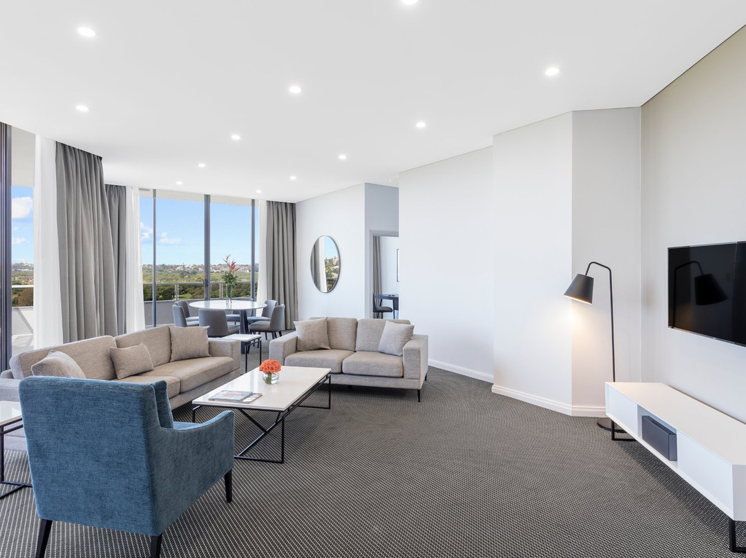 美利通套房酒店-滑铁卢主图