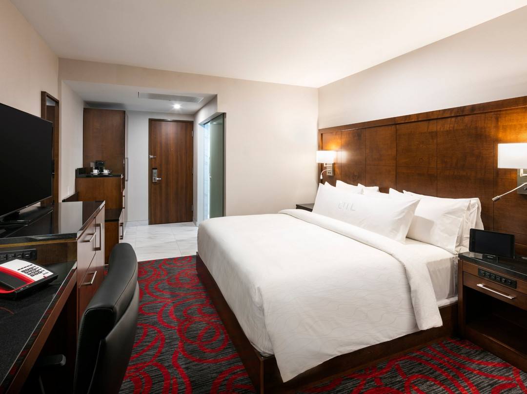 OTL Gouverneur Saguenay主图