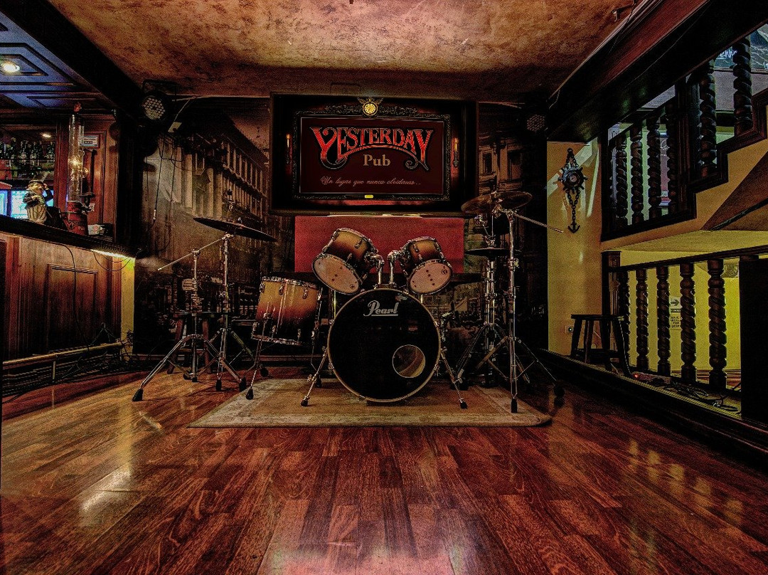 伊皮亚莱斯餐馆和美食-Yesterday Pub