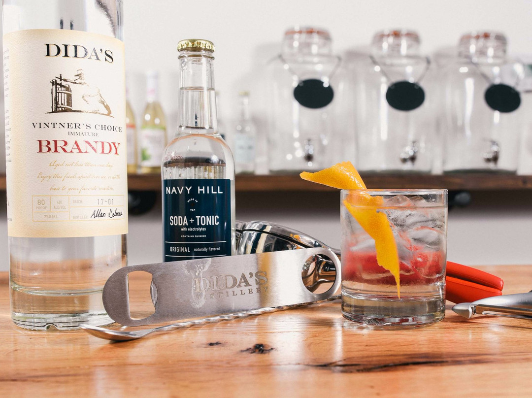Dida's Distillery景点图片