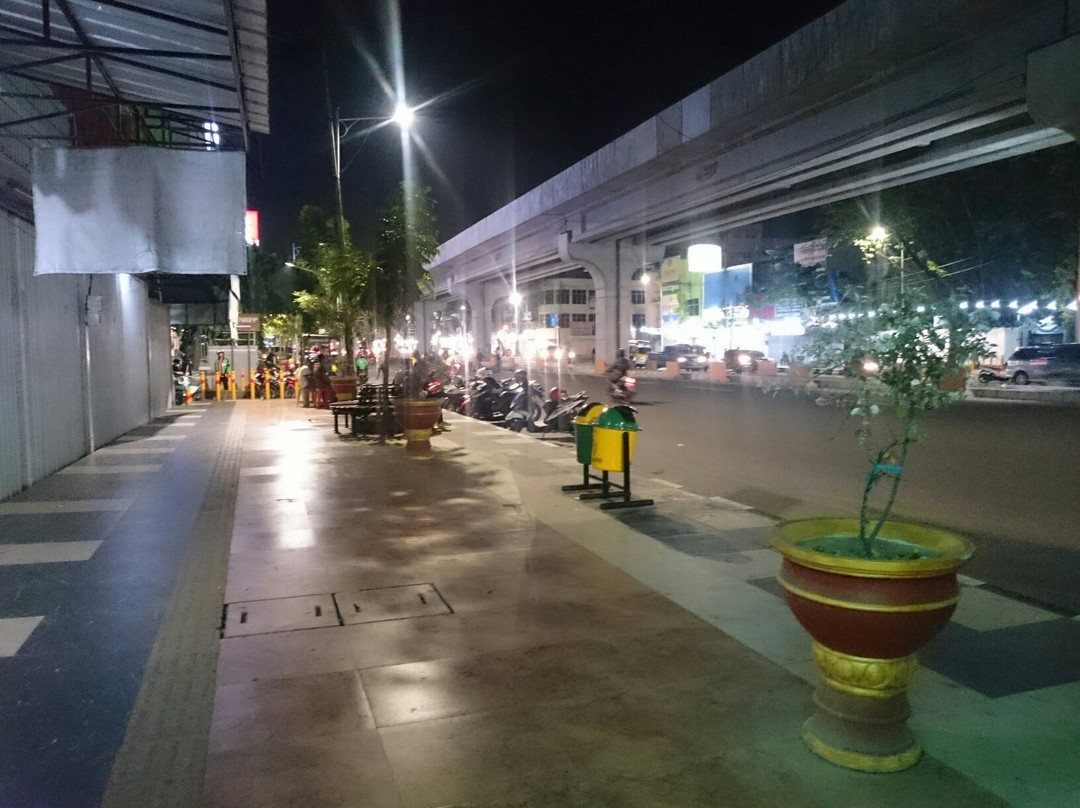 Sudirman Street Pedestrian-巨港必去景点