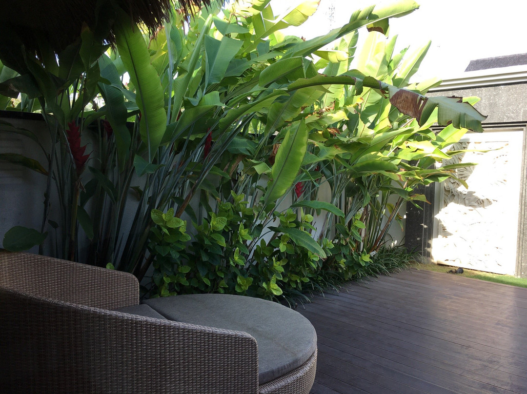 巴厘蓝梦岛沙滩俱乐部别墅度假村主图