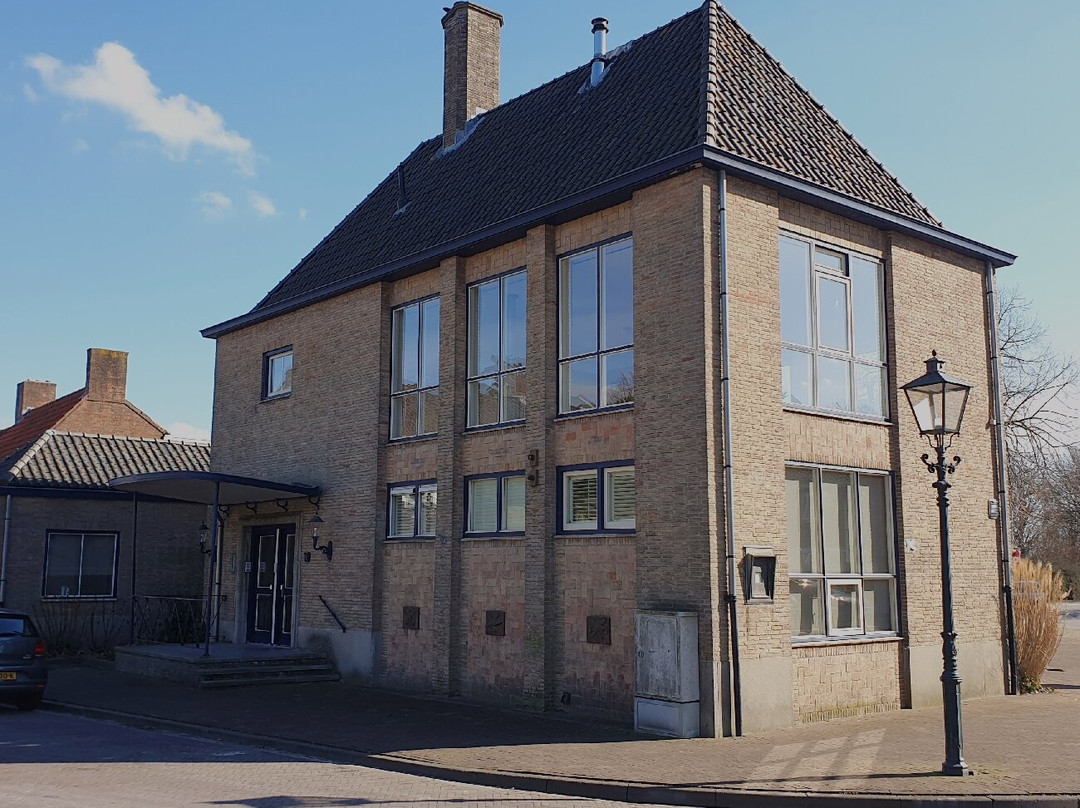 Terneuzen酒店住宿-B&B 't Gemeentehuis