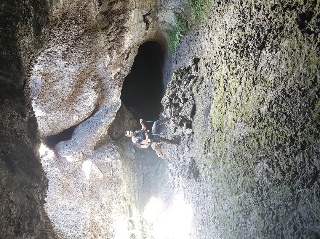 Grotta dei Lamponi景点图片
