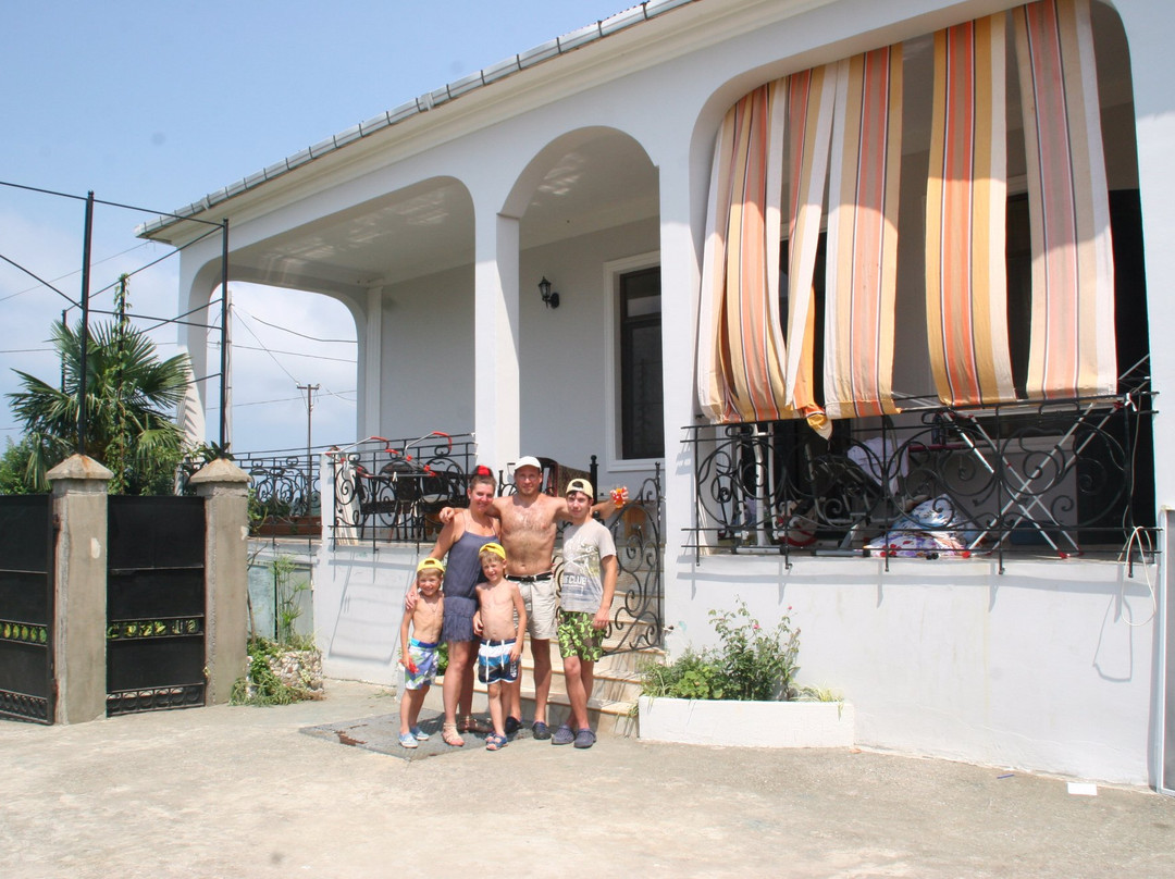 Bis-A Guesthouse
