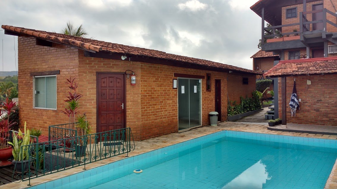 Pousada Vale Das Palmeiras-泳池