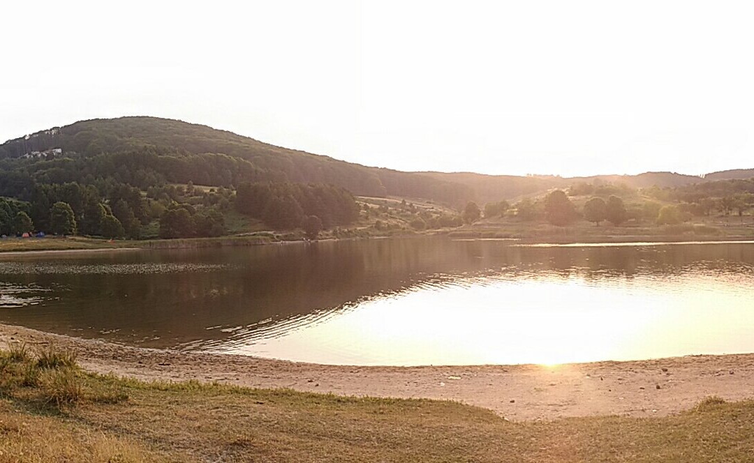 Krusevo Lake景点图片