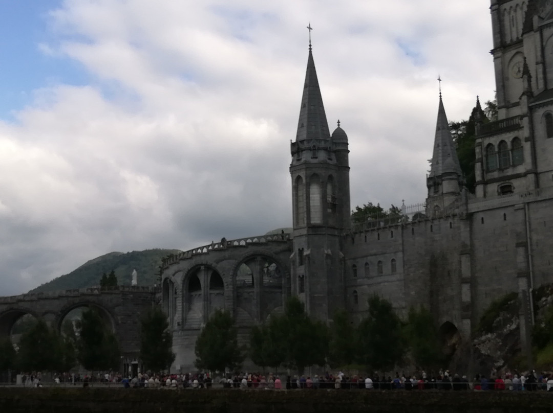 Grotte de Lourdes-Lixing-les-Rouhling必去景点
