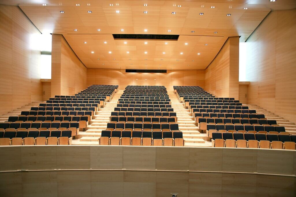 Municipal Theatre Auditorium景点图片