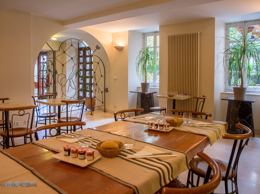 Hôtel Restaurant Beaurivage主图