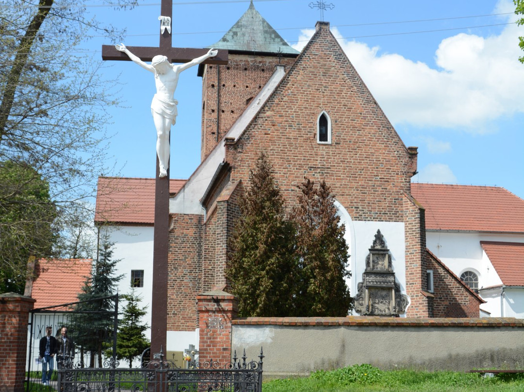 Church of the Holy Cross景点图片