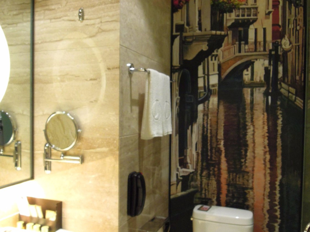 丹东威尼斯建国饭店主图