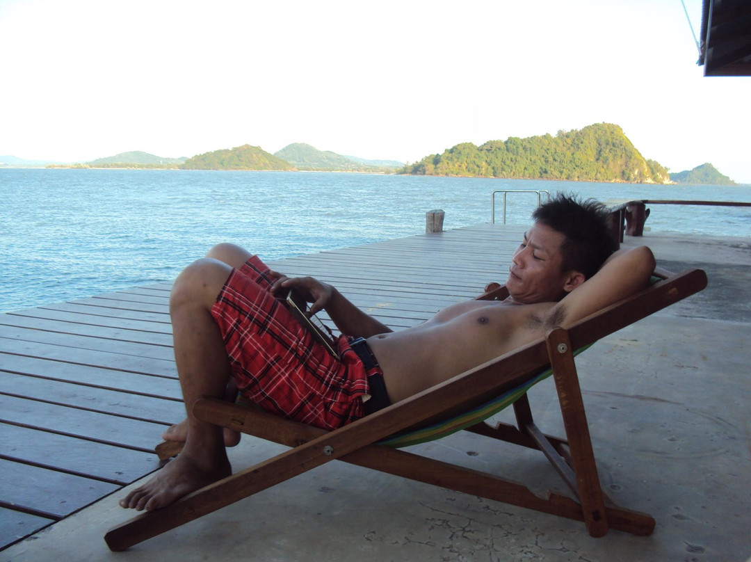 Ko Chik Nok-廉愚必去景点