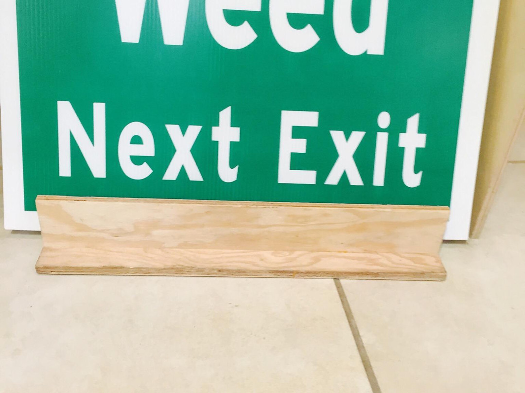 The Weed Store景点图片
