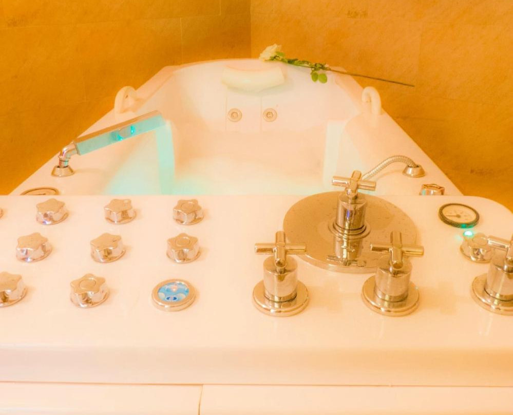 Tartessus Wellness-奇克拉纳－德拉弗龙特拉必去景点