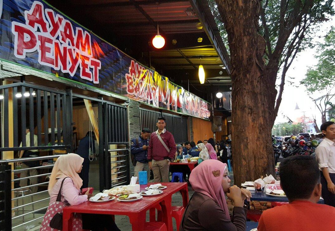 Ayam Bakar Wong Solo