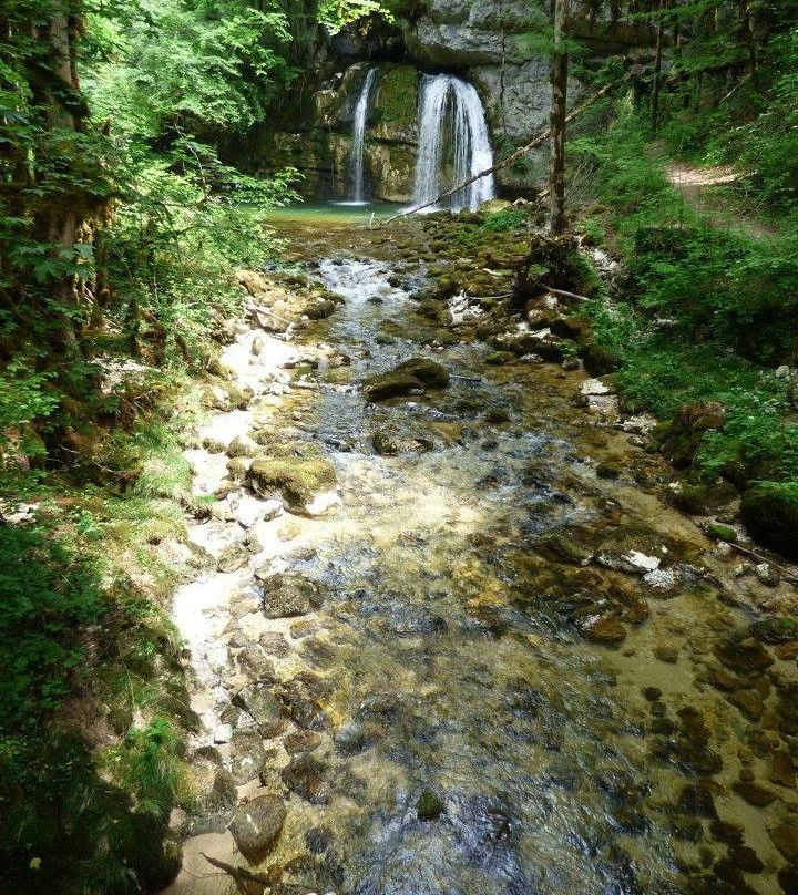 Cascade des Combes景点图片