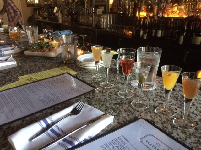 明尼苏达餐馆和美食-Tongue in Cheek