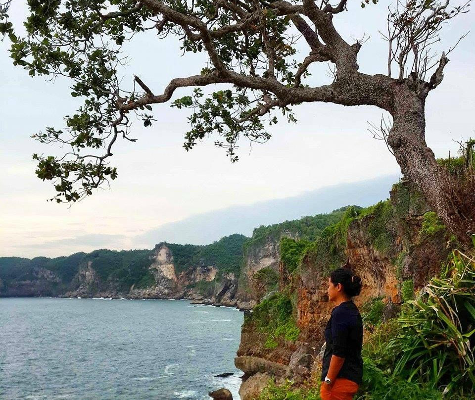 Kesirat Beach景点图片