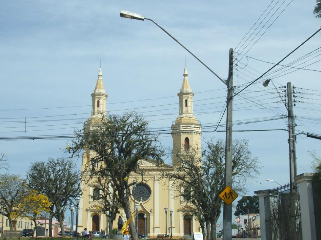 Igreja Nossa Senhora Sant'ana-Castro必去景点