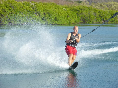 NoName Watersports Curacao-威廉斯塔德必去景点