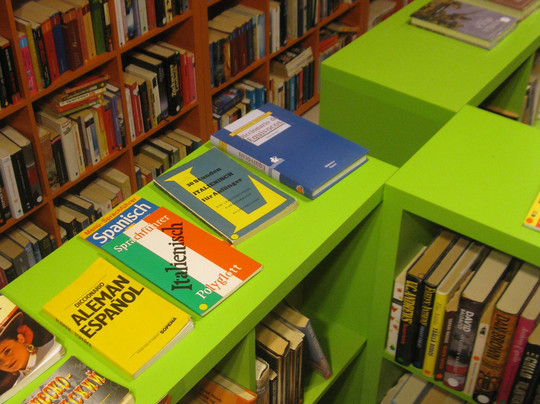 Library Reading Up-奥德杰海岸必去景点