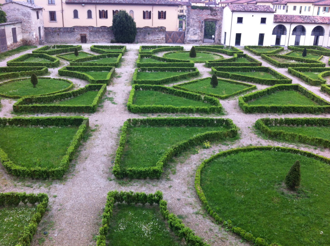 Pinacoteca di Palazzo Vitelli alla Cannoniera-卡斯泰洛城必去景点