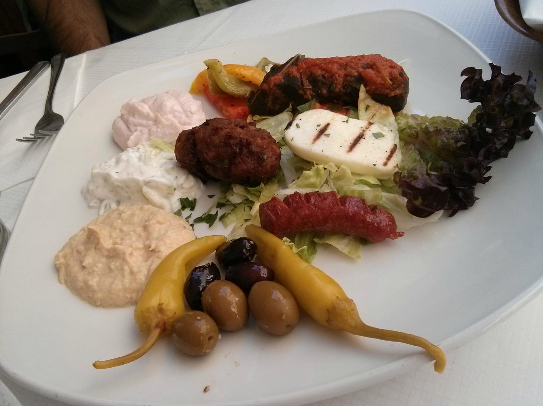 Latino Taverna