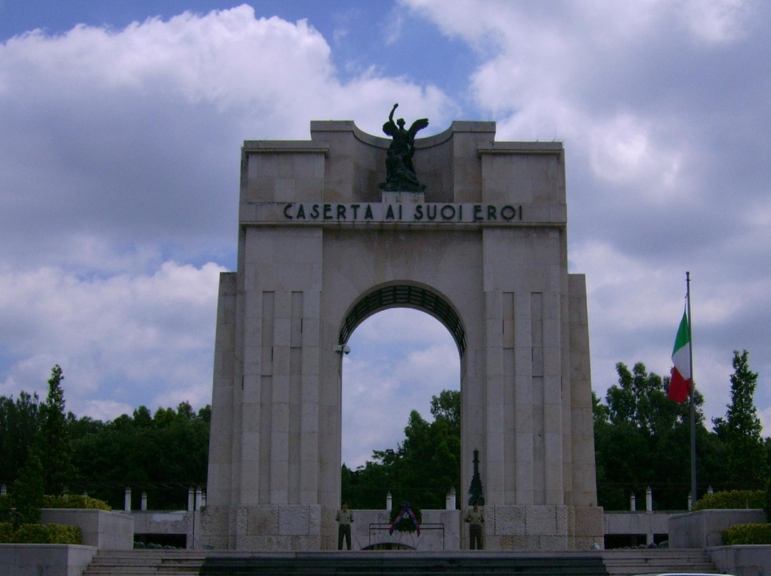 Monumento ai Caduti in guerra - Arco di Trionfo景点图片
