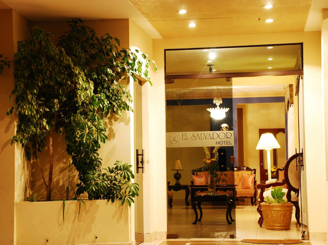 El Salvador Hotel主图