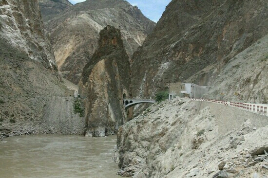怒江山-八宿县必去景点