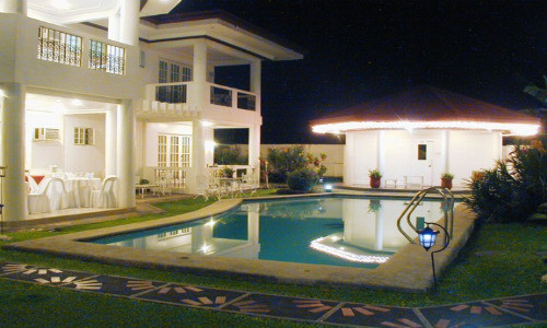 Cheradel Suites主图